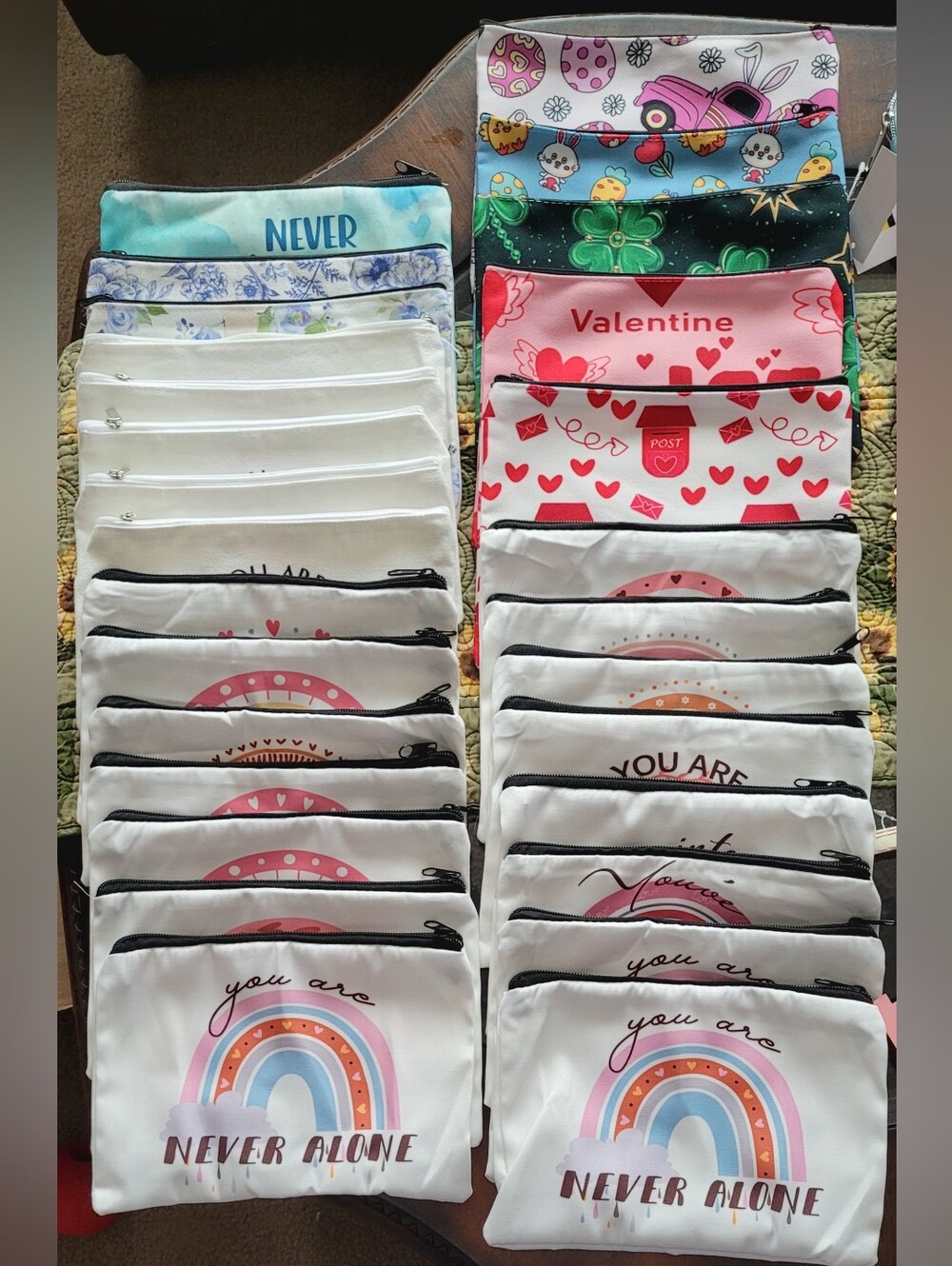 Lot of 150 Assorted Cosmetic bags/Pencil Pouches - Picture 5 of 11